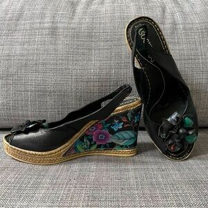 Lasocki Black Floral Wedges US 9.5